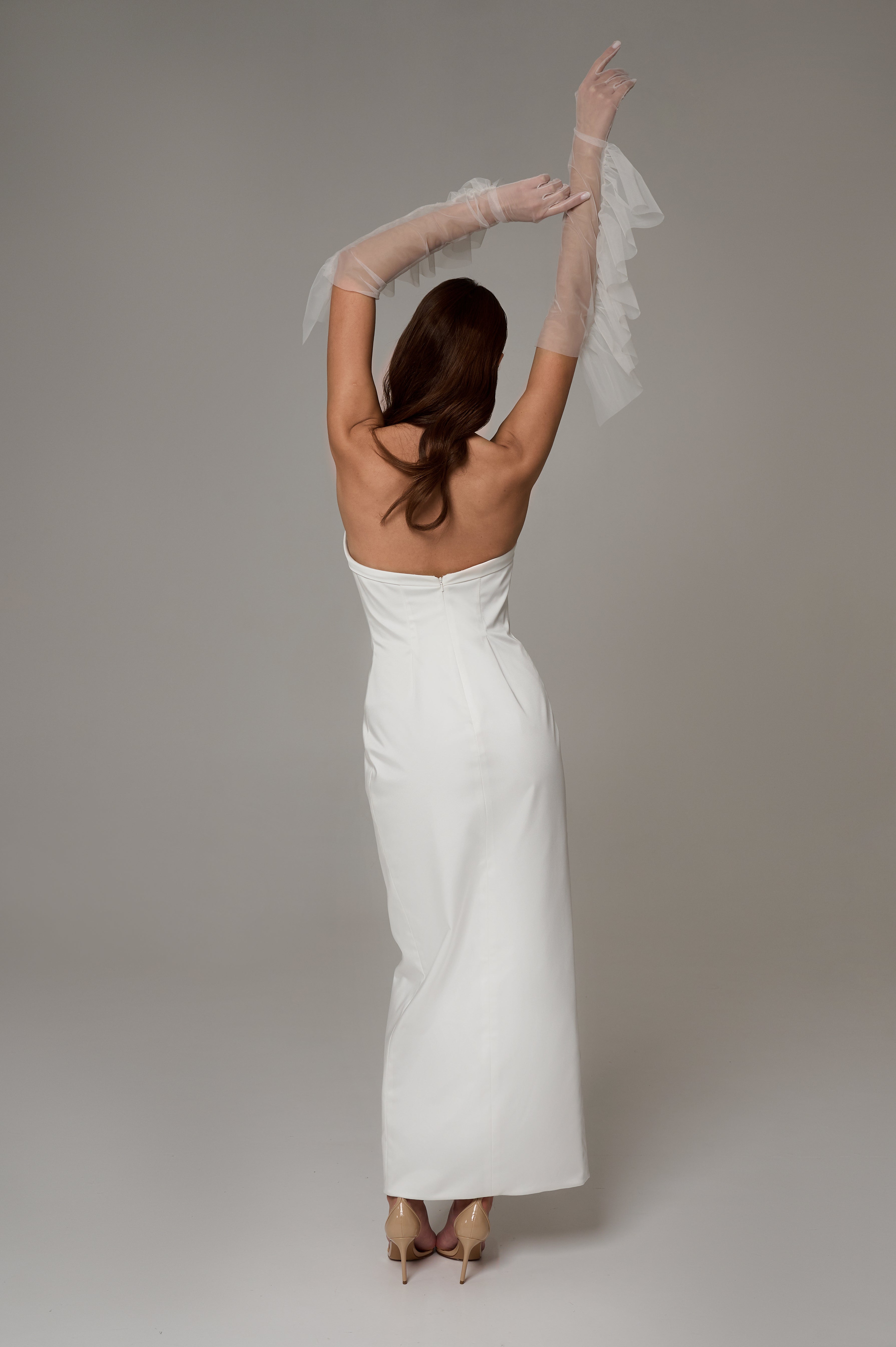 Satin corset wedding dress — with built-in corset, zipper closure, and deep V-neckline along the corset and dress line M / White Satin corset wedding dress — with built-in corset, zipper closure, and deep V-neckline along the corset and dress line M / White