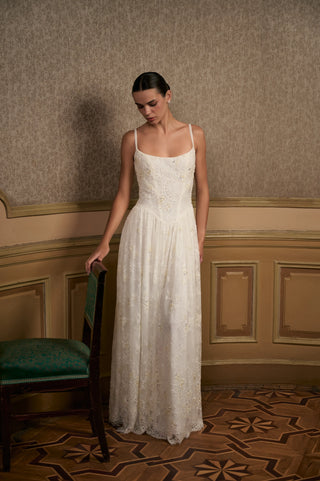 Long Ivory Lace Bridal Dress