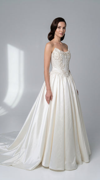 Set with a hand-embroidered beaded corset with lacing and a skirt with a slit