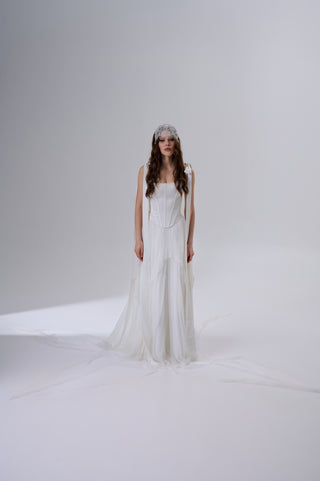 Bridal Wedding Set – Wide-Strap Bow Corset & Long Layered Skirt