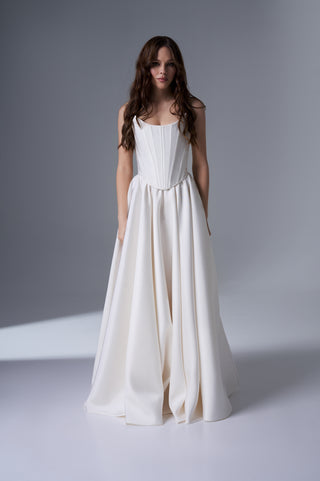 Elegant Strapless Bridal Set with Oval Lace Corset & Side Slit Skirt