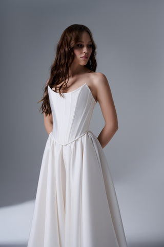 Elegant Strapless Bridal Set with Oval Lace Corset & Side Slit Skirt
