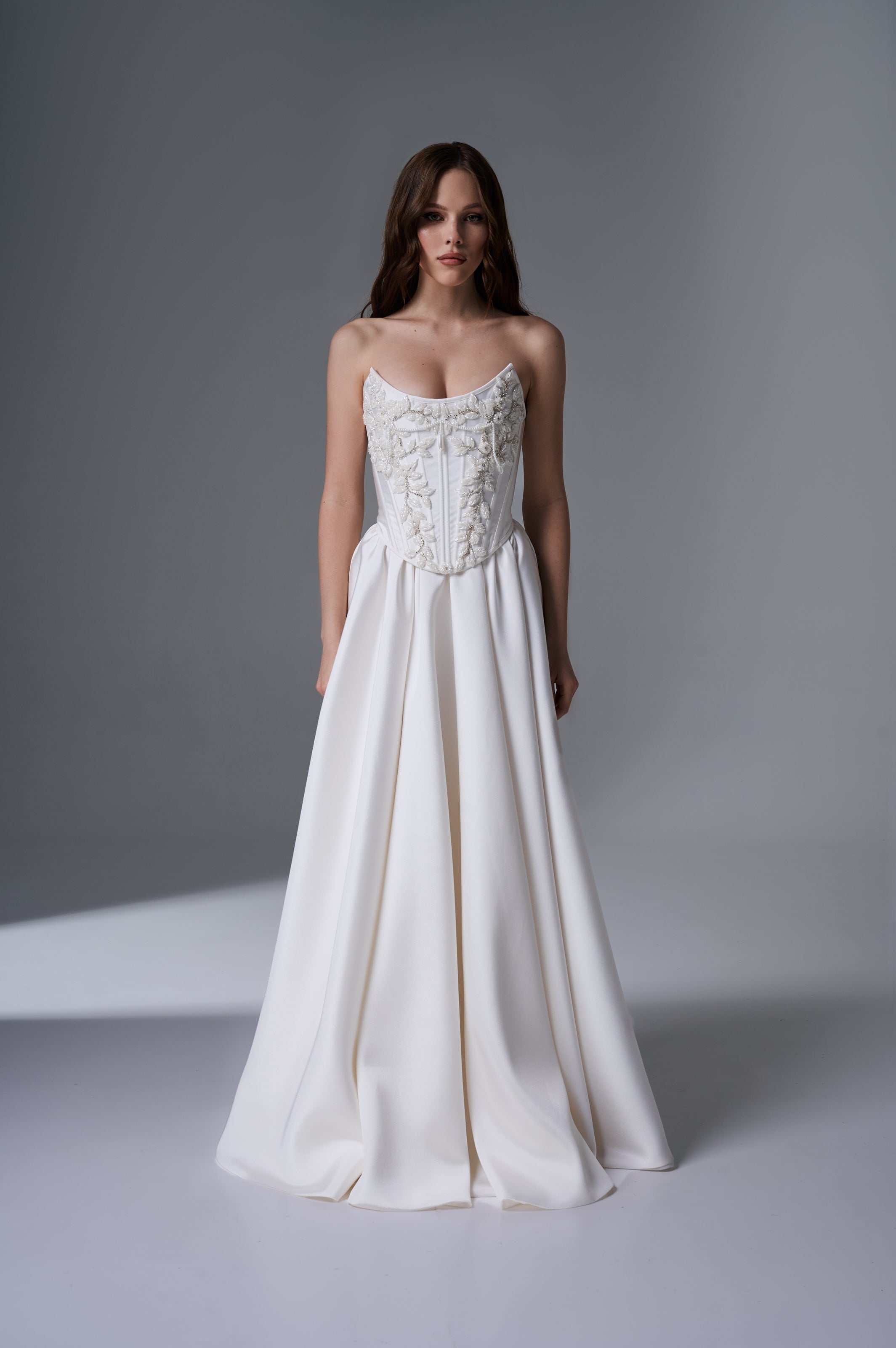 Romantic Strapless Bridal Set with Oval Lace Embroidered Corset