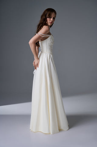 Bridal Wedding Set – Hand-Embroidered Corset with Side Slit Skirt