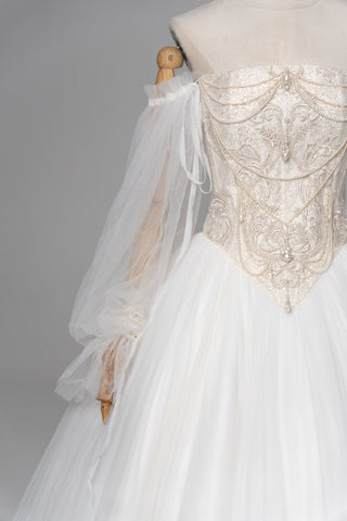 Set with embroidered corset and fluffy mesh skirt — corset with V-neck and removable sleeves