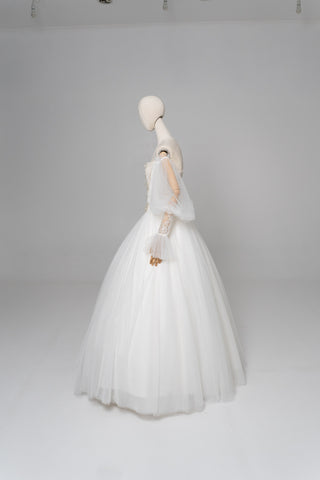 Set with embroidered corset and fluffy mesh skirt — corset with V-neck and removable sleeves