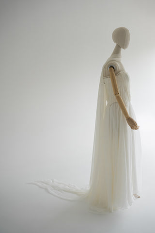 Set with corset and skirt made of natural silk