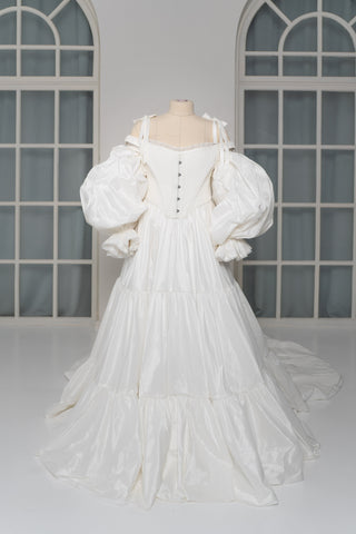 Taffeta dress with a full skirt and removable corset — model with a train and detachable sleeves