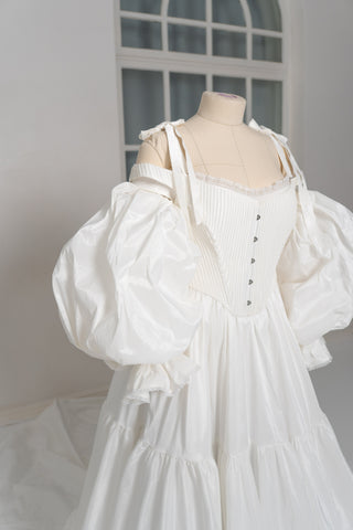 Taffeta dress with a full skirt and removable corset — model with a train and detachable sleeves