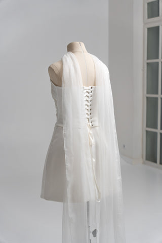 Exquisite dress-transformer with a corset bodice and two skirts for an elegant wedding look