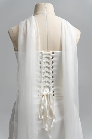 Exquisite dress-transformer with a corset bodice and two skirts for an elegant wedding look