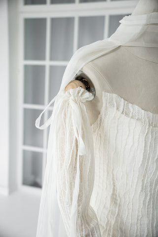 Natural silk dress — classic cut with detachable sleeves