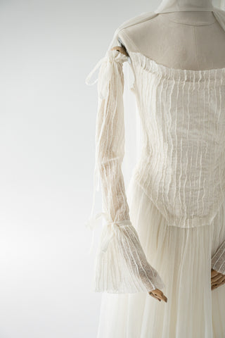 Natural silk dress — classic cut with detachable sleeves