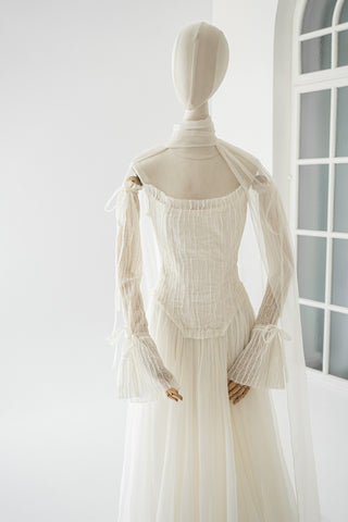 Natural silk dress — classic cut with detachable sleeves