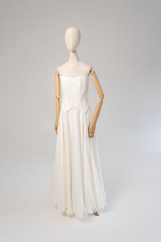 Set with corset and skirt made of natural silk