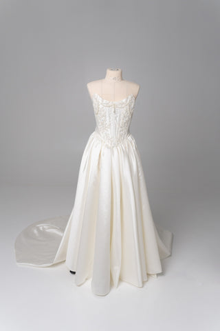 Set with a hand-embroidered beaded corset with lacing and a skirt with a slit