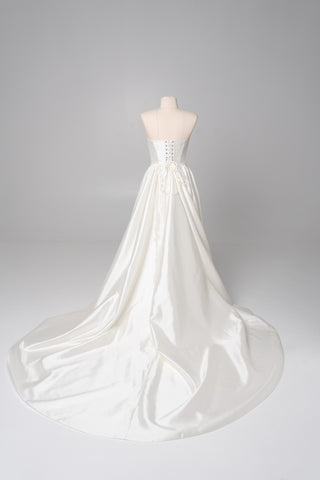 Set with a hand-embroidered beaded corset with lacing and a skirt with a slit