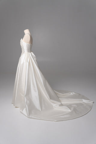 Set with a hand-embroidered beaded corset with lacing and a skirt with a slit