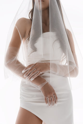 Pure Mesh Short Veil - designer piece by Caribis