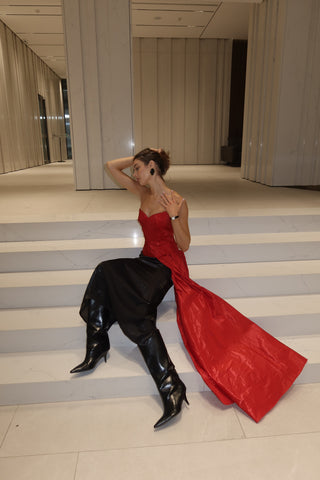Red corset with train — a striking accent for special occasions