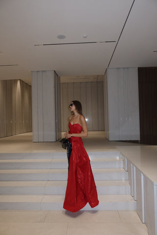 Red corset with train — a striking accent for special occasions