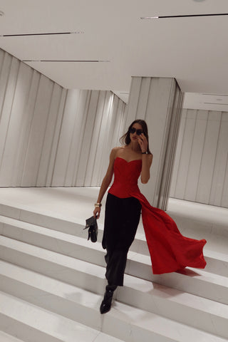 Red corset with train — a striking accent for special occasions