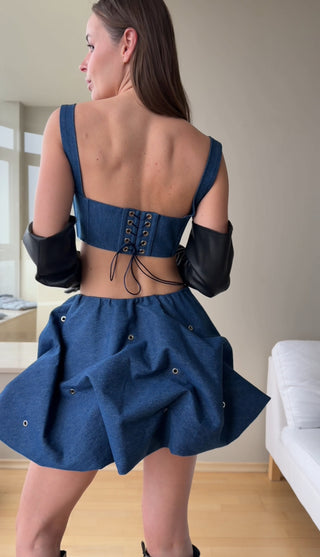 Corset top with soft cups and lacing at the back