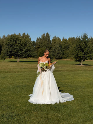 Wedding set with embroidered ribbons and pearls, corset and organza skirt with train