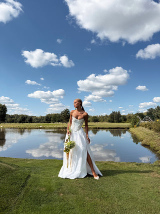 Strapless wedding set with handmade embroidery