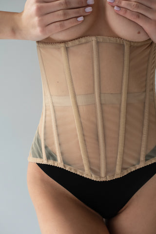 Mesh fabric corset belt — with metal spines and lacing for waist correction