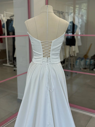 Original garment on mannequin — Plus Size Satin Bridal Corset & Draped Slit Skirt Set
