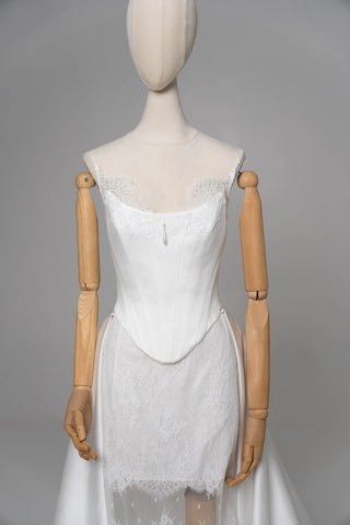 Original garment on mannequin — Plus Size Lace Bridal Dress with Satin Corset & Detachable Train