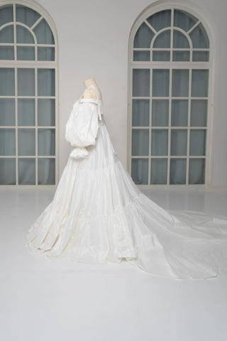 Original garment on mannequin — Plus Size Taffeta Wedding Dress with Detachable Ruffle Sleeves
