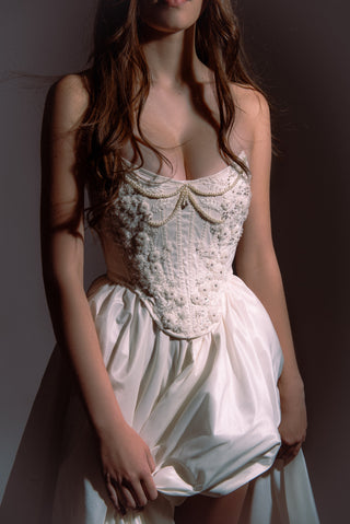 Original photoshoot — regular-size sample of the same bridal set