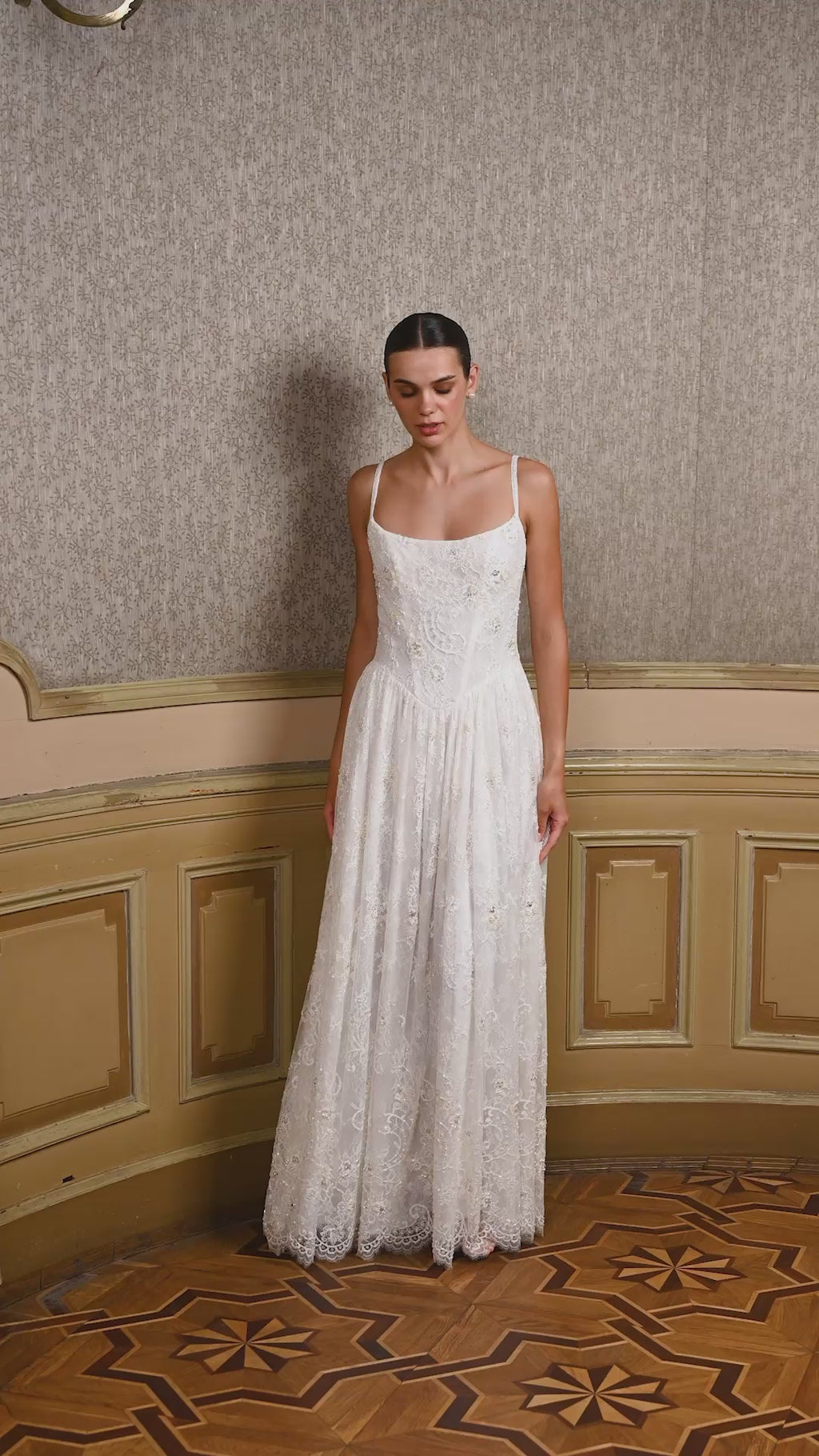 Long Ivory Lace Bridal Dress
