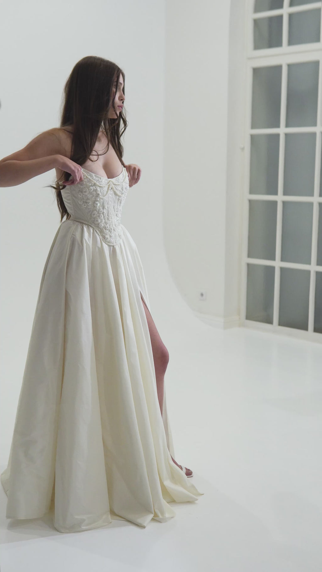 Original garment video — Plus Size Beaded Taffeta Bridal Corset & Slit Skirt Set